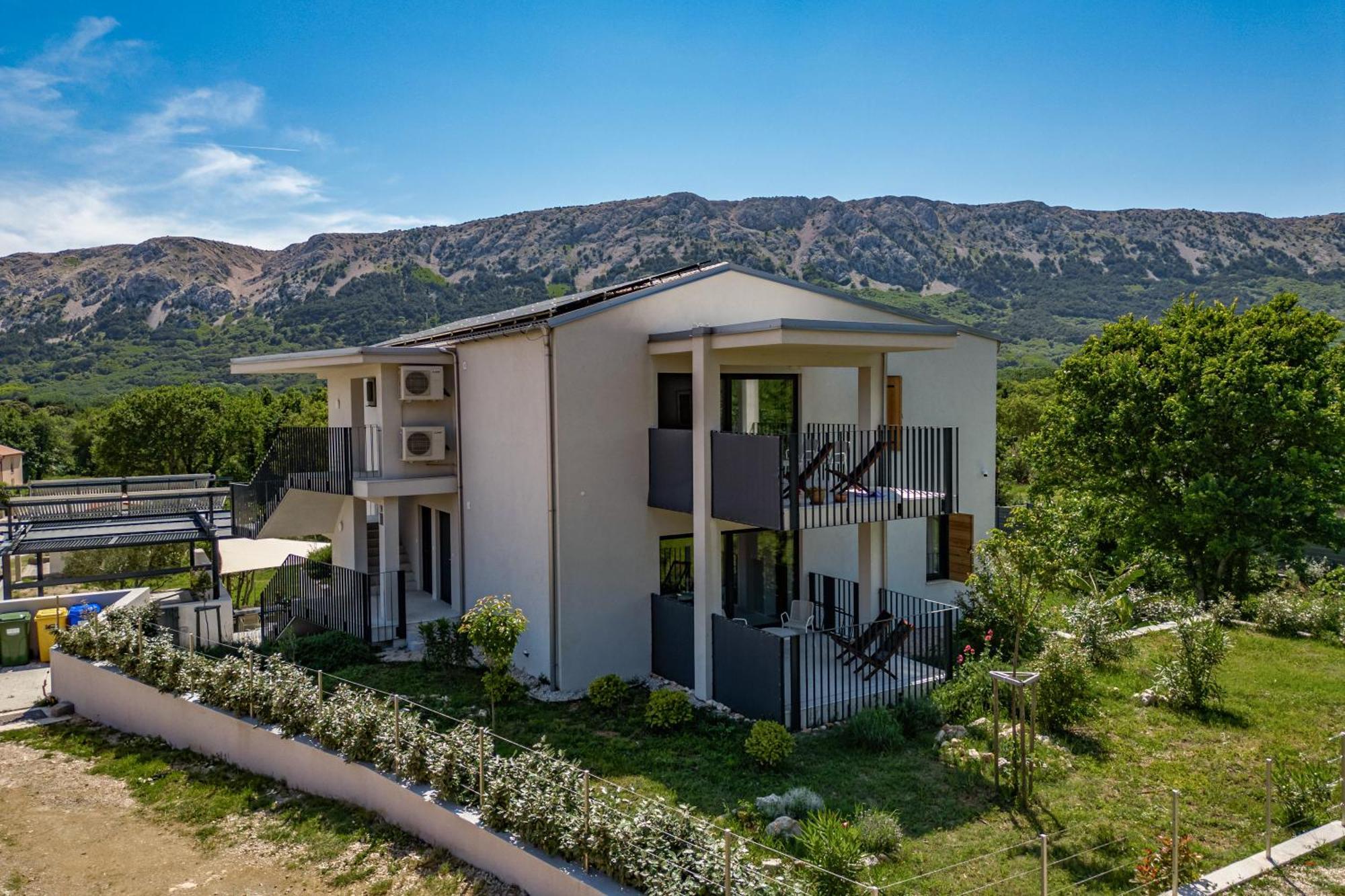 Sapore Di Mare Apartments - Happy Rentals Baška Kültér fotó
